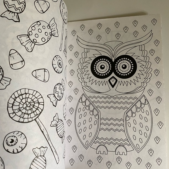 Take a Break Word Search Vol 4, Issue 25 & Pil Color Me Vol 40021 no 32 Book - Picture 8 of 11